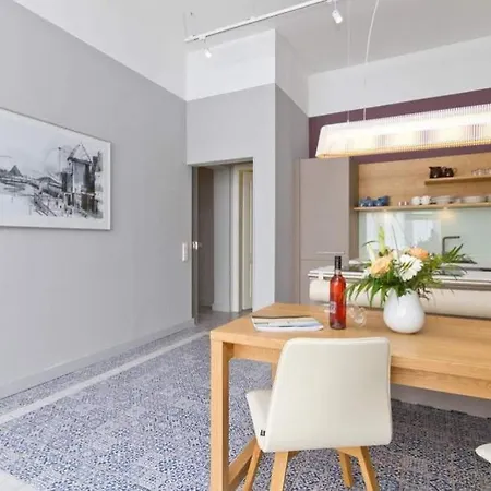 Hintze App 04 Apartment *